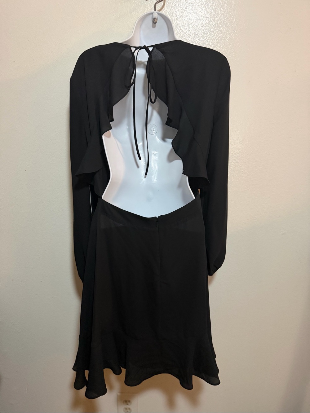 Chelsea28 Black Open-Back Ruffle Mini Dress - Picture 3 of 9
